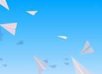 在空中转圈的纸飞机、可以在空中转圈的飞机怎么折