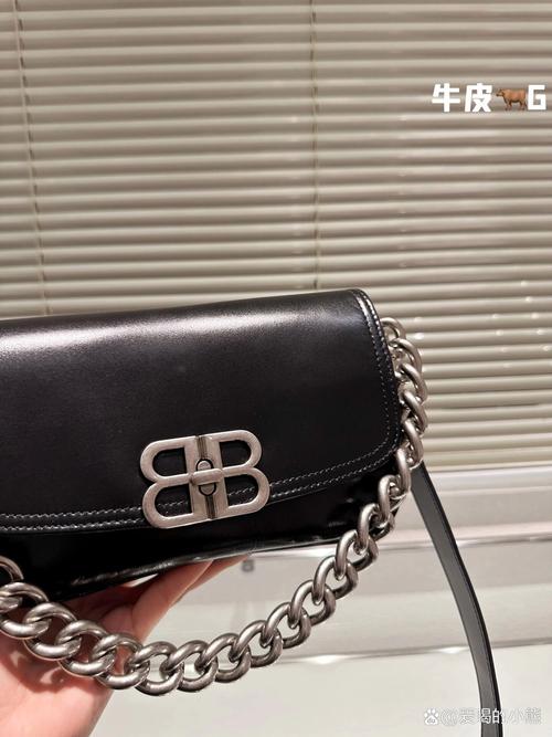b字开头包包,b字开头的包包品牌