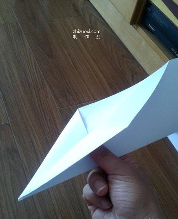 [纸飞机怎么折飞得远简单]纸飞机怎么折飞得远简单视频
