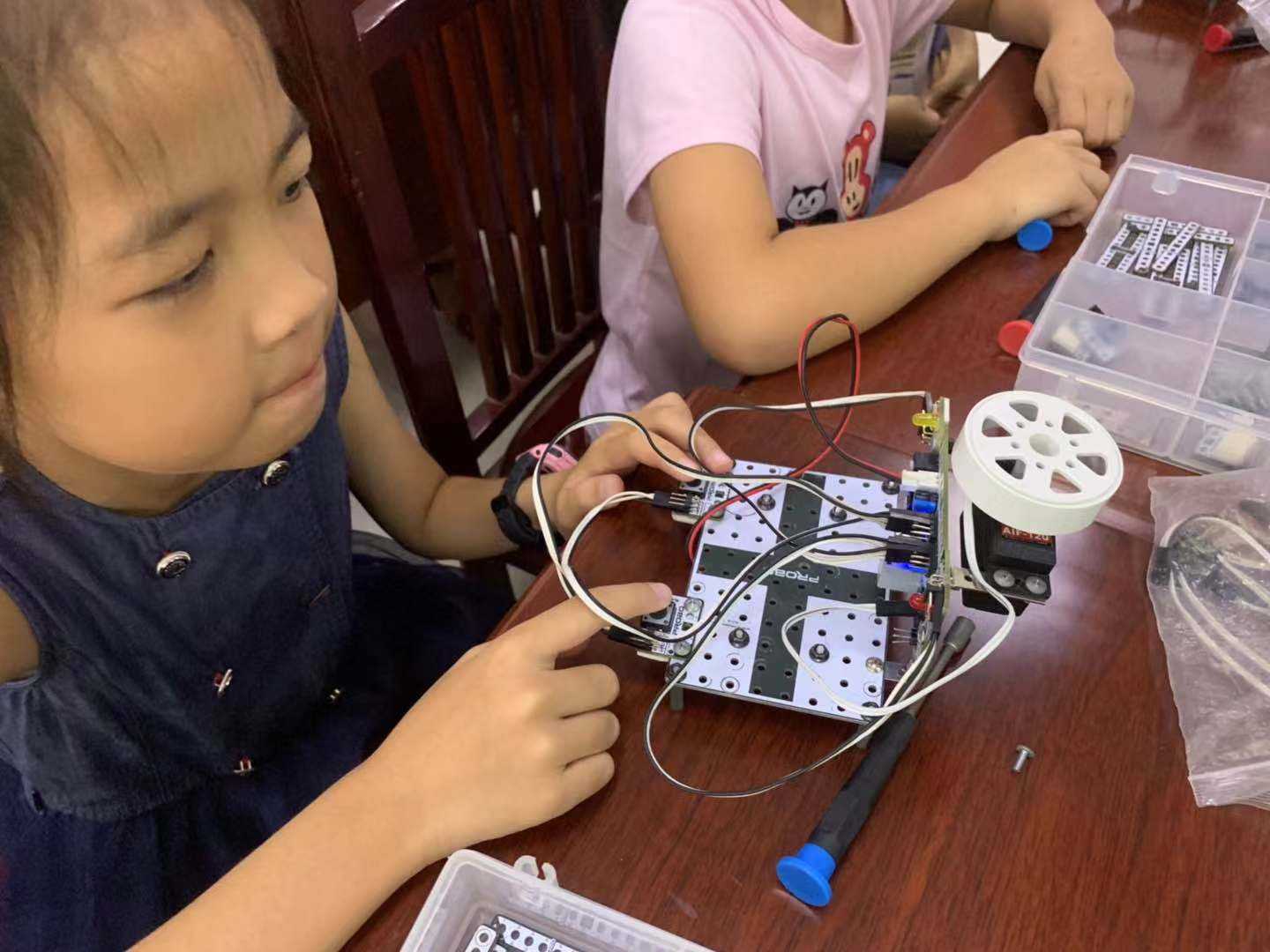 电报搜索机器人怎么用的的简单介绍