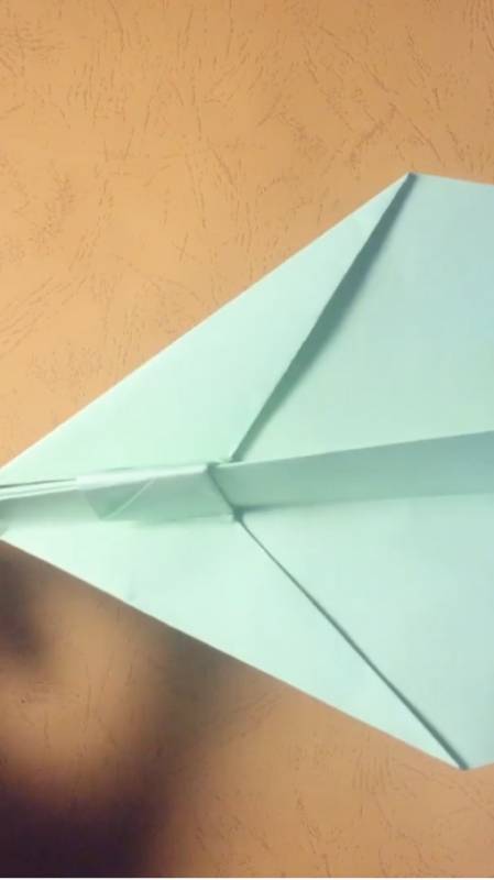 关于纸飞机怎么设置中文版教程视频的信息