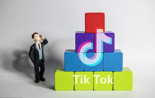 包含玩tiktok纸飞机怎么用的词条